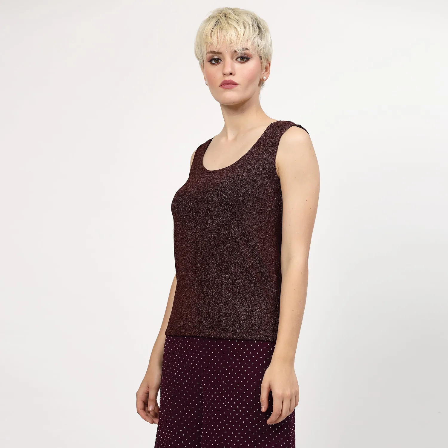 Purple Shimmer Without Sleeves Lycra Top